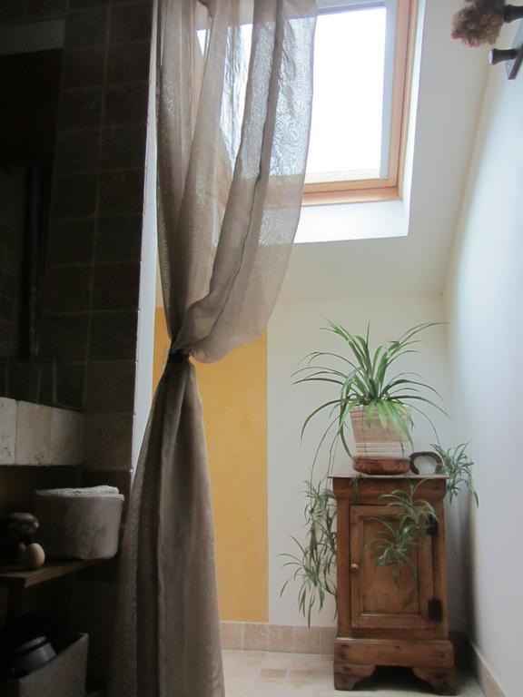 Les Cimes Bed & Breakfast Saint-Pierre-de-Riviere Bilik gambar